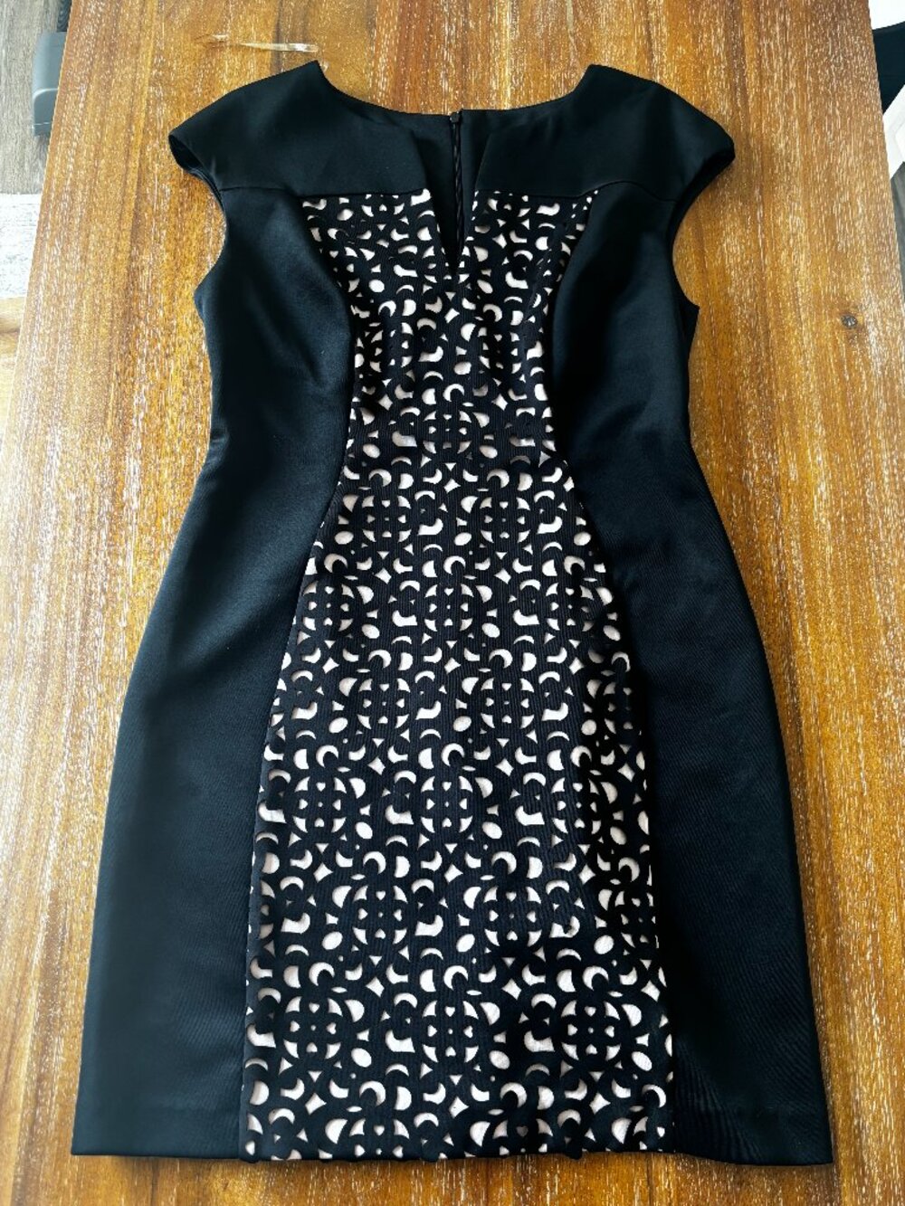 Connected Apparel Black Optical Illusion Dress-Size 6 - Picture 1 of 7